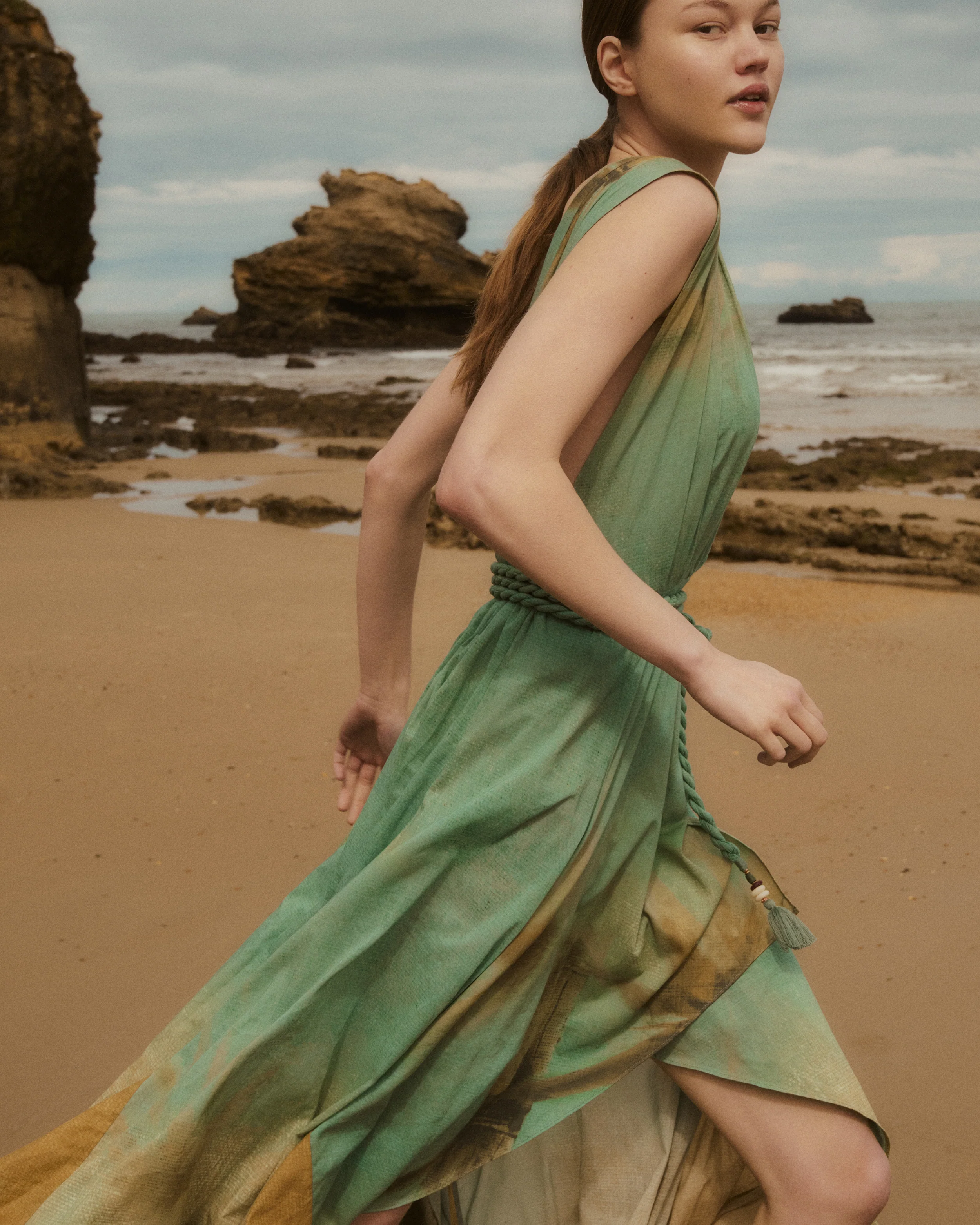 Robe Byllos - Vert - Image 2