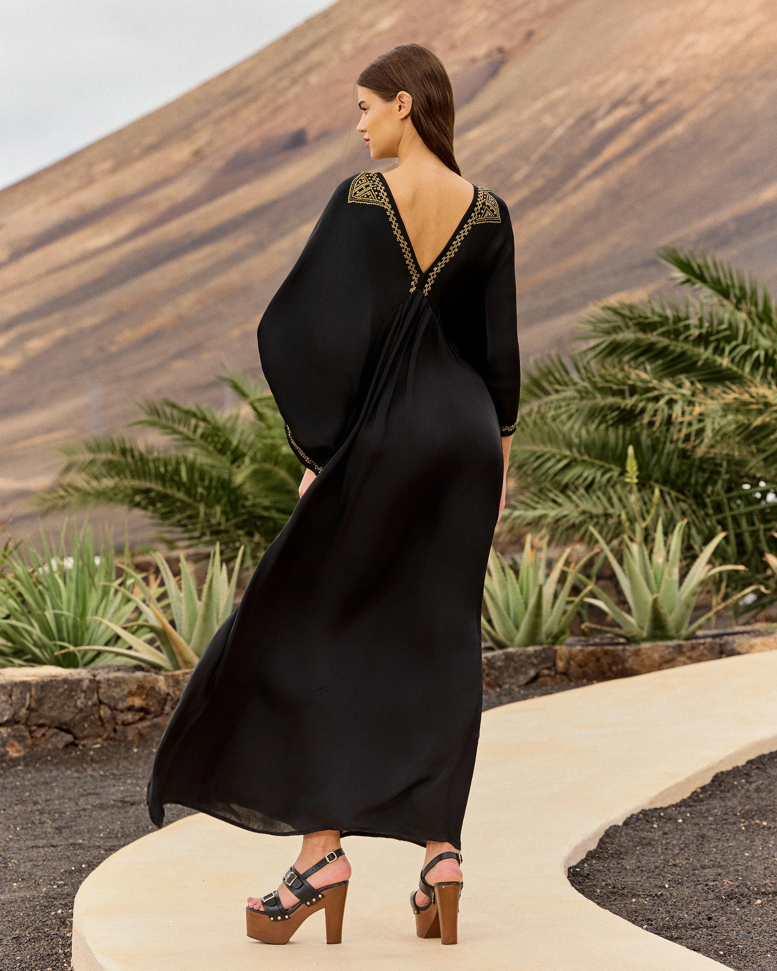 Robe Chajchas - Noir - Image 4