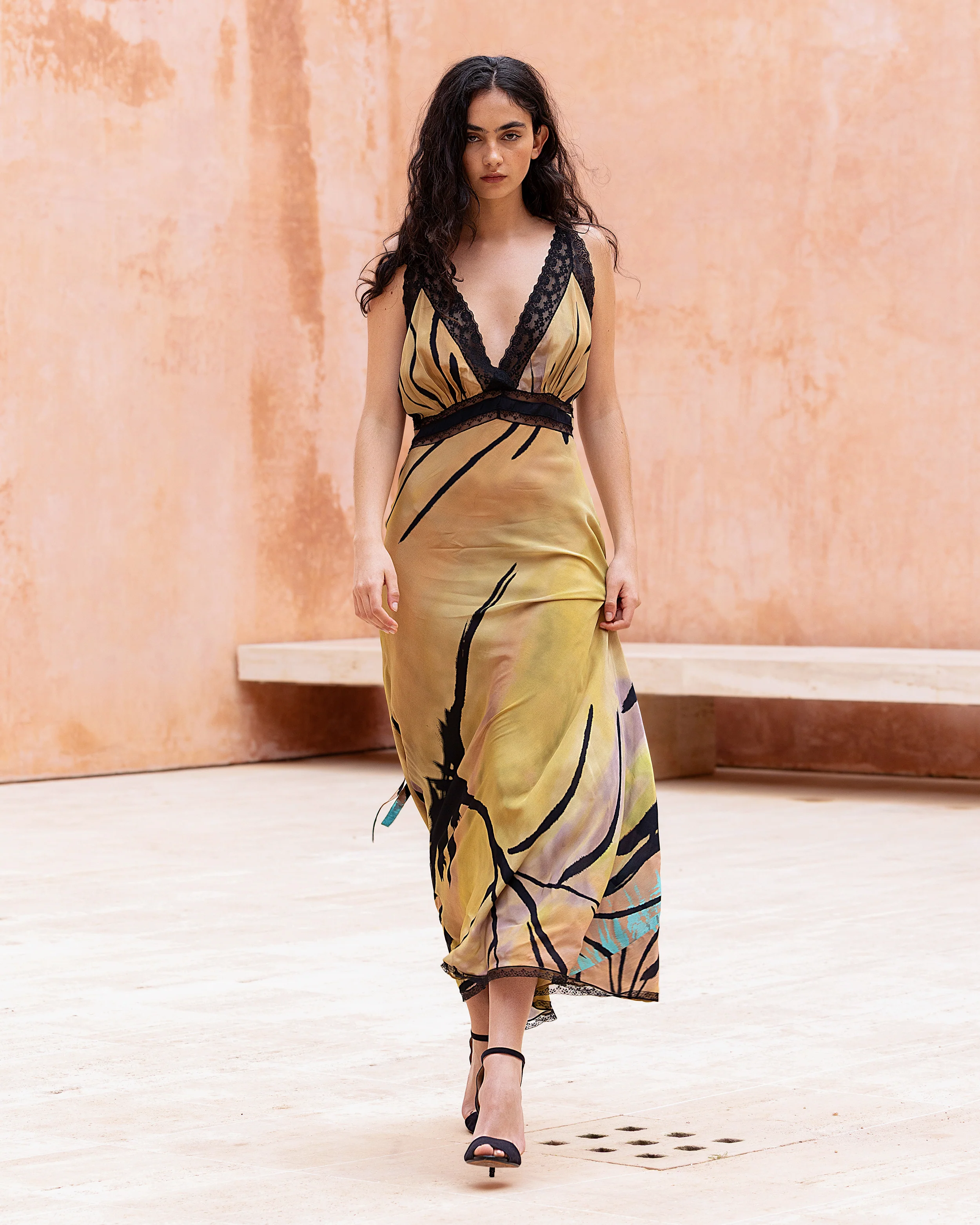 Robe Senali - Sable