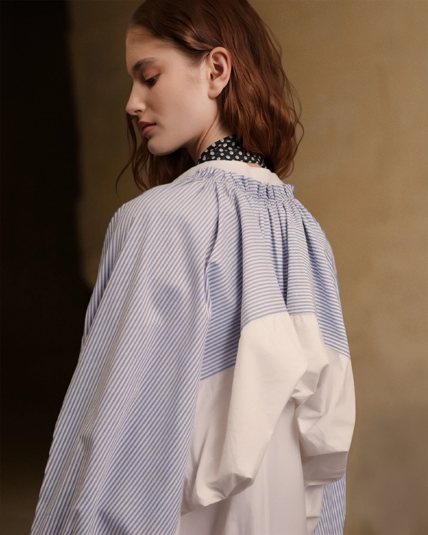 Robe Wiki - Gris - Image 2